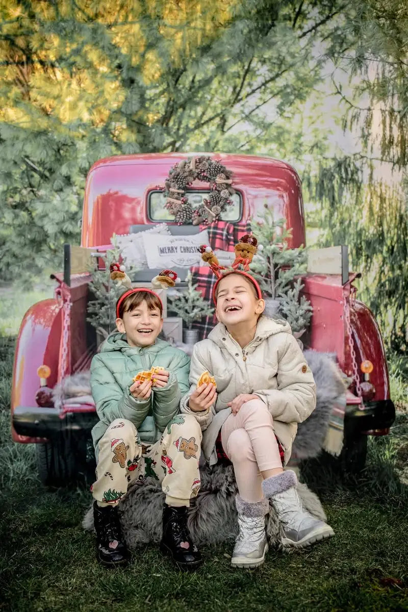 Kate Red Christmas Truck Backdrop Designed by Mandy Ringe Photography