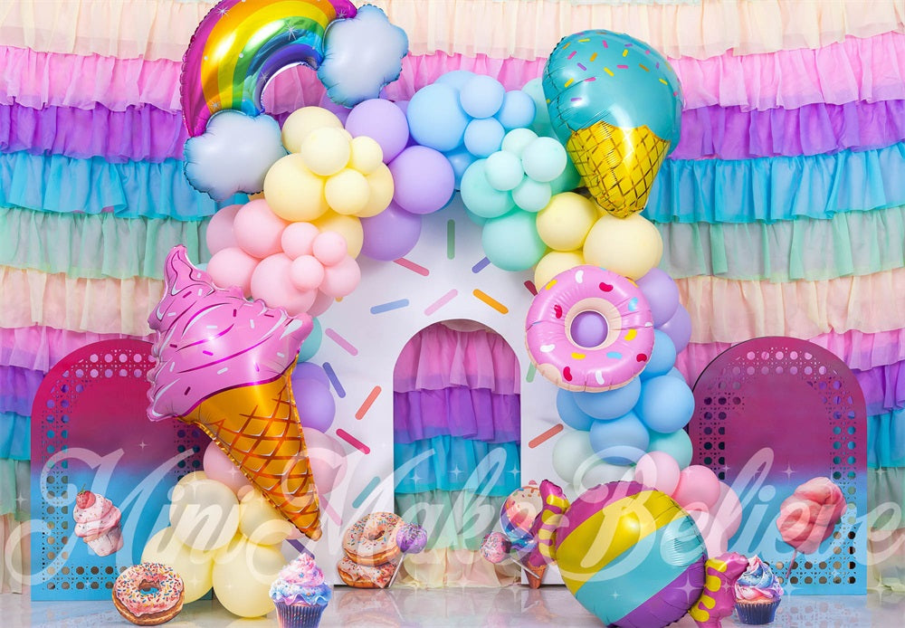 Verjaardag Cake Smash Zoet IJs Kleurige Ballon Boog Foto Achtergrond Ontworpen door Mini MakeBelieve