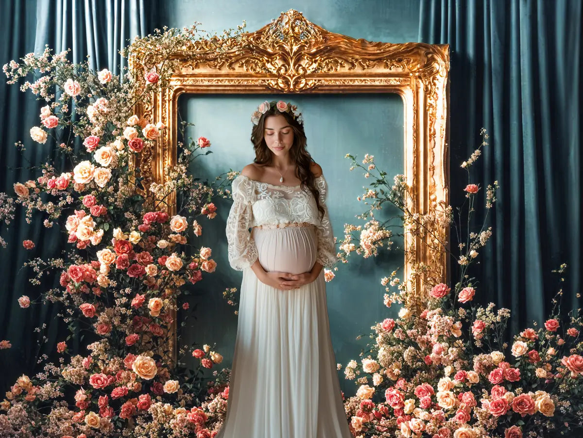 Vintage Kleurrijke Bloemen Gouden Frame Donkergroene Gordijnachtergrond Ontworpen door Emetselch