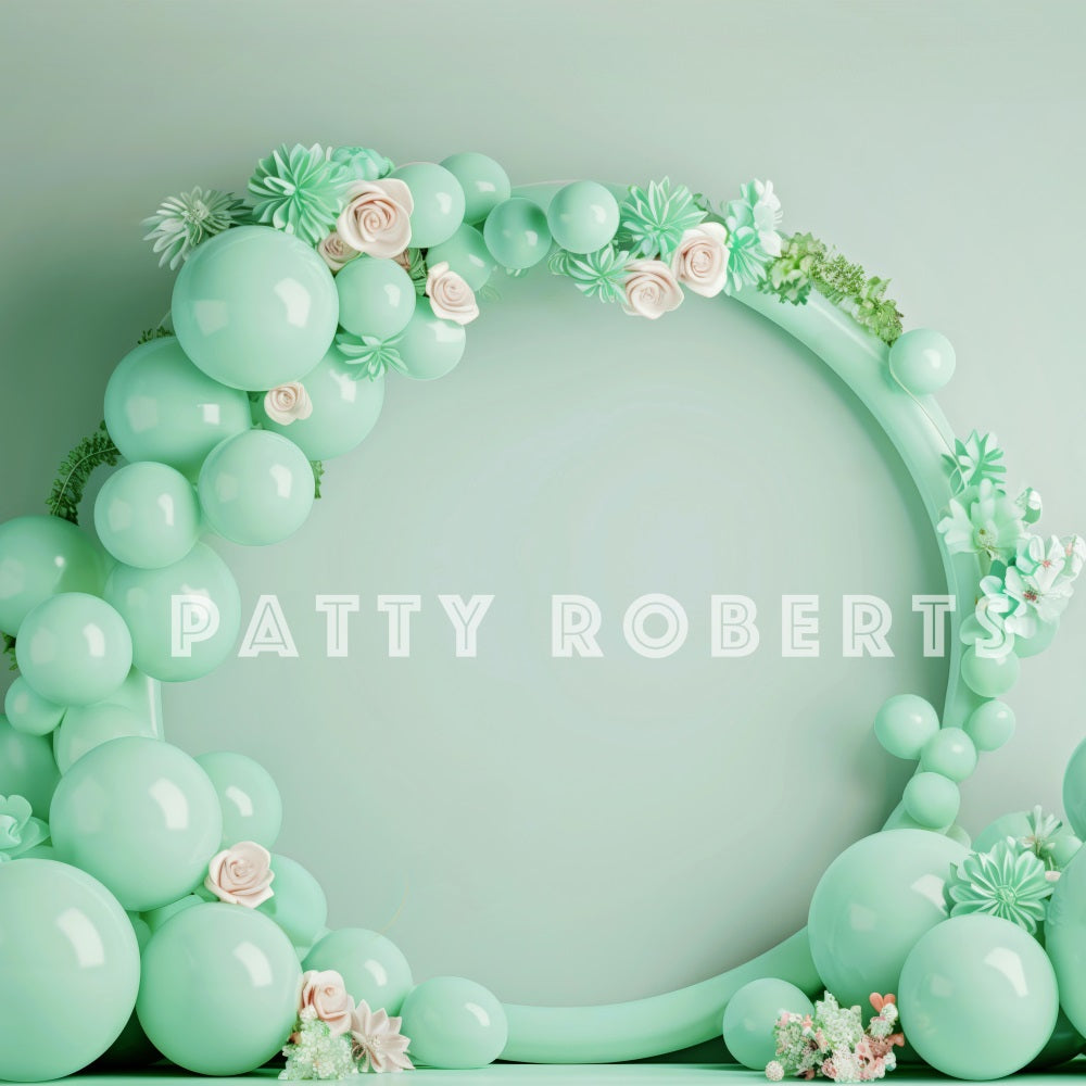 Fondo de pastel de smash de menta con arco de globos diseñado por Patty Robert