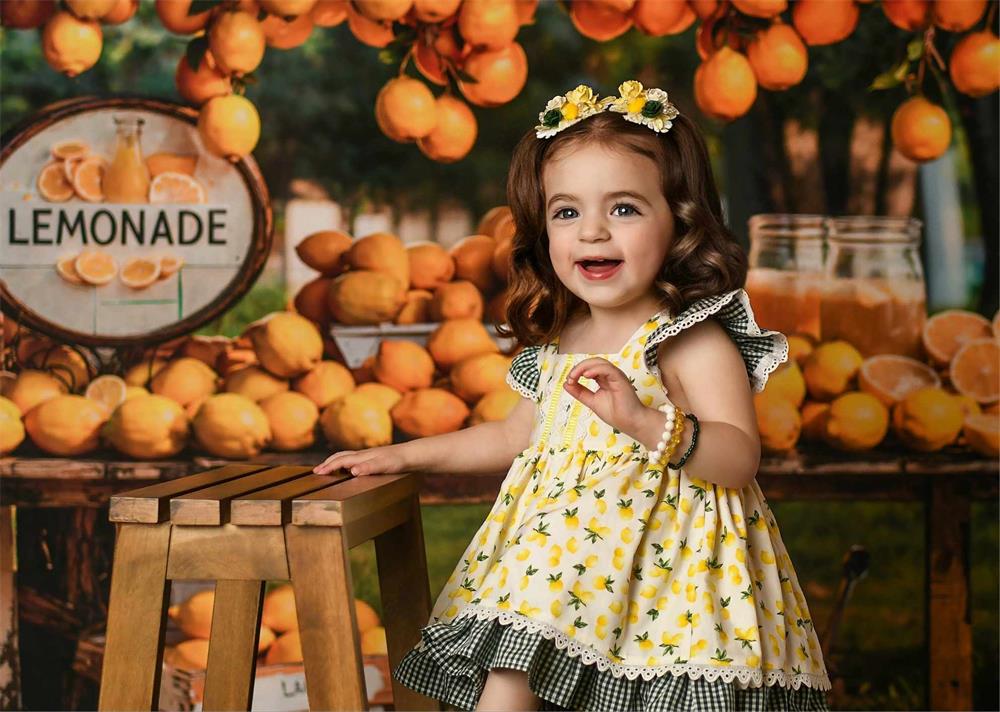 Zomer Groene Weide Gele Witte Limonade Winkel Foto Achtergrond Ontworpen door Emetselch