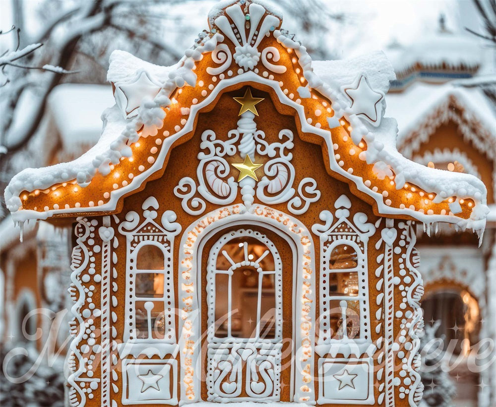 Sfondo di Natale per esterni nel bosco vintage della casetta di marzapane progettata da Mini MakeBelieve