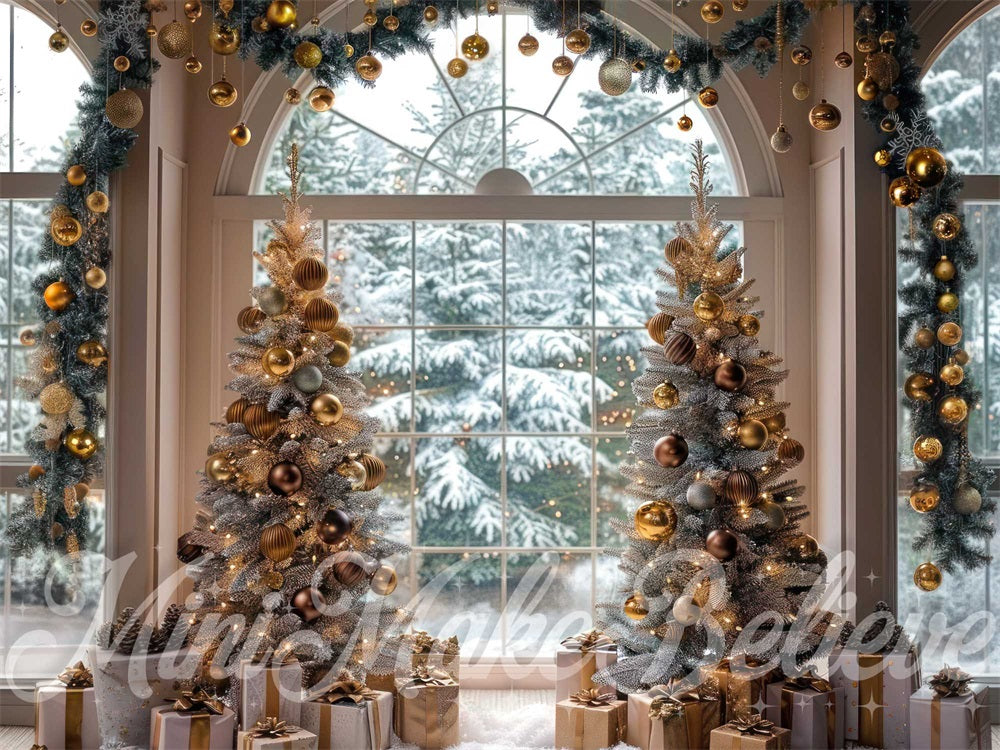 Kerst in wintertinten beige met boogvensterachtergrond ontworpen door Mini MakeBelieve
