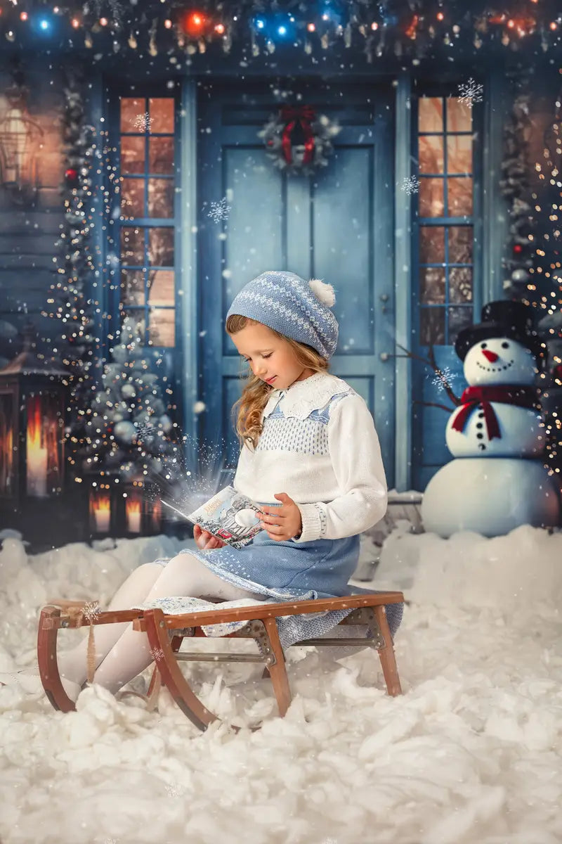 Winter Snowy Blue Door Snowman Backdrop Ontworpen door Chain Photography