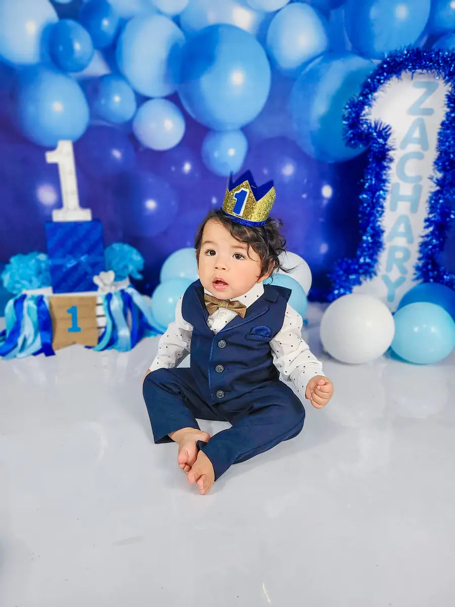 Shades of Blue Balloon Wall Children Backdrop for Photography Designed by Mandy Ringe Photography.