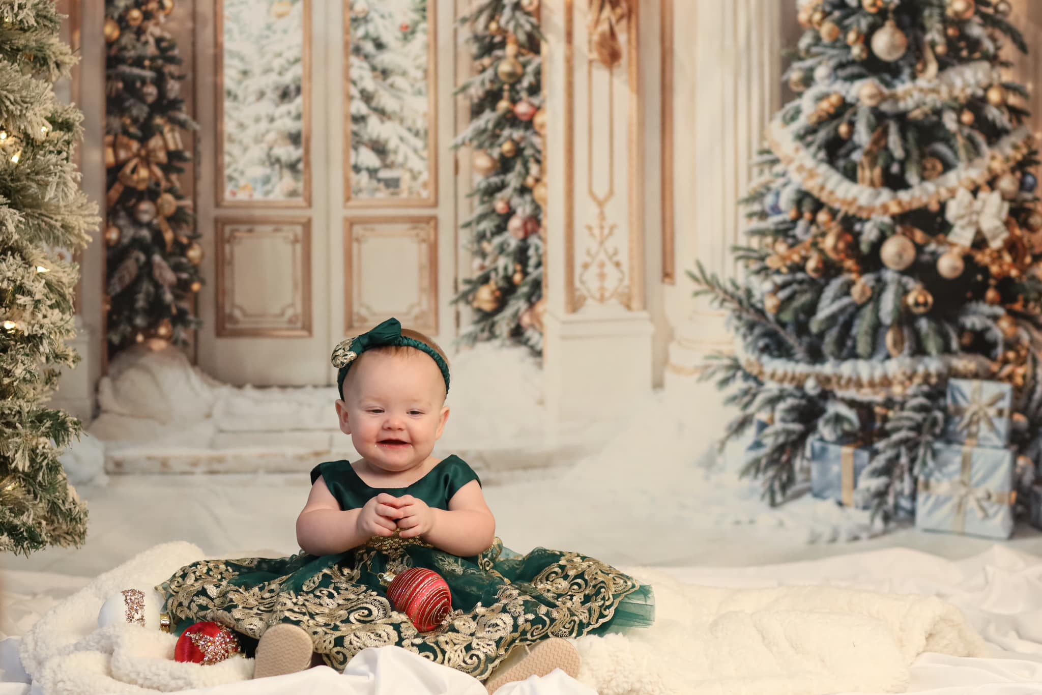 Kate Winter Christmas White Retro Grand Palace Backdrop Designed by Chain Photography