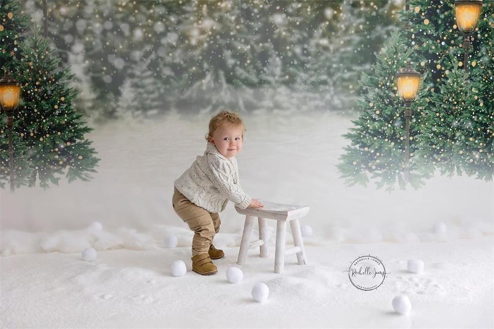 Fondo de luces de bosque nevado de Navidad para fotografía