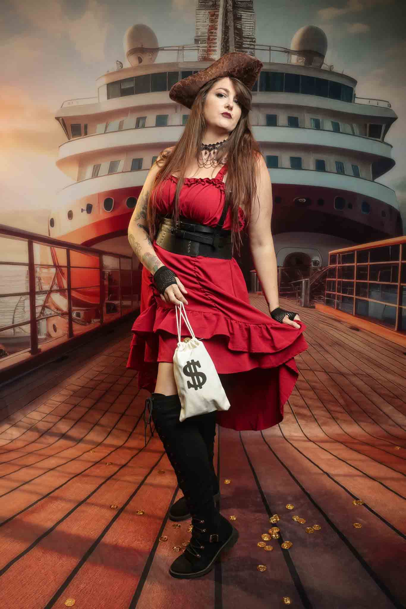 Zomerse kustcruise met modern rood en wit bruin houten havendecor ontworpen door Lidia Redekopp