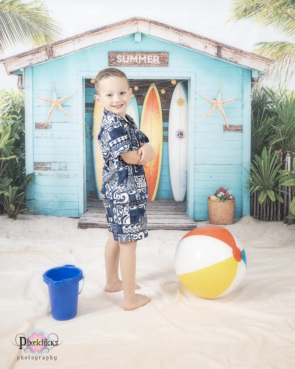 Zomer Zee Strand Blauw Houten Surfboard Winkel Foto Achtergrond Ontworpen door Chain Photography