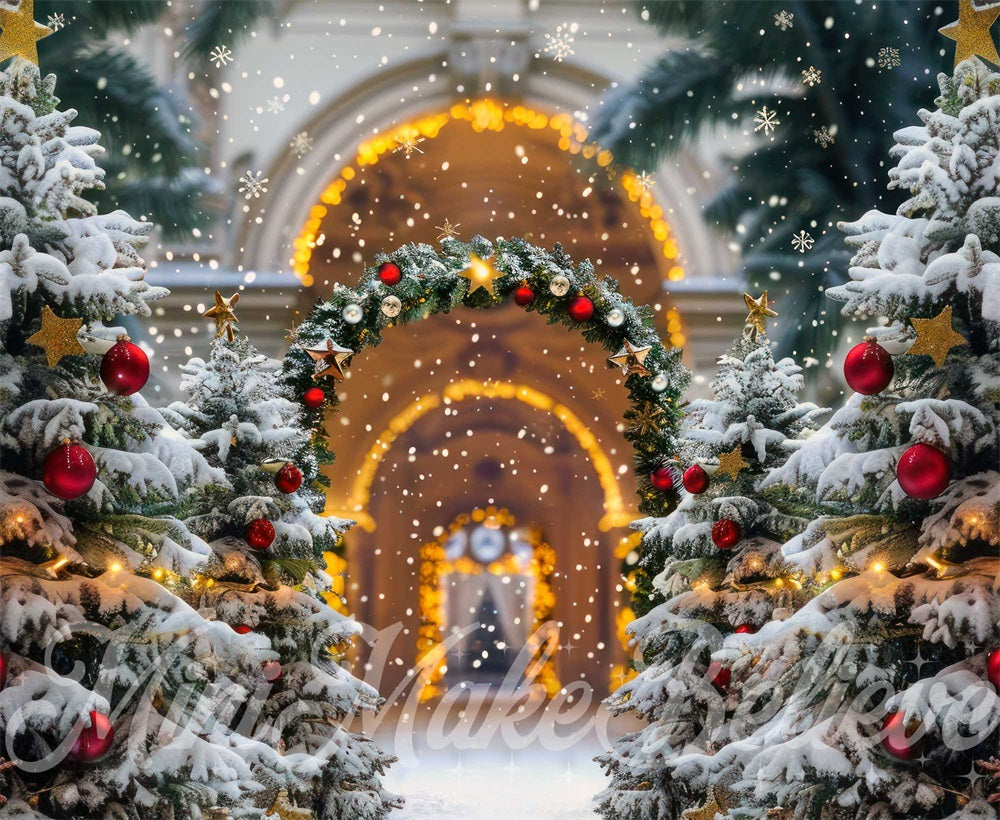 Scenografia di Natale per corridoio ad arco all'aperto progettata da Mini MakeBelieve