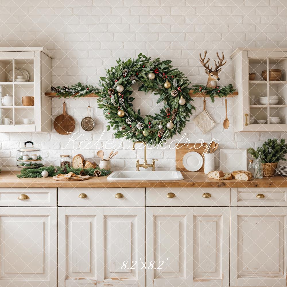 Fondo de Cocina Navideña de Gabinetes Blancos Diseñado por Emetselch