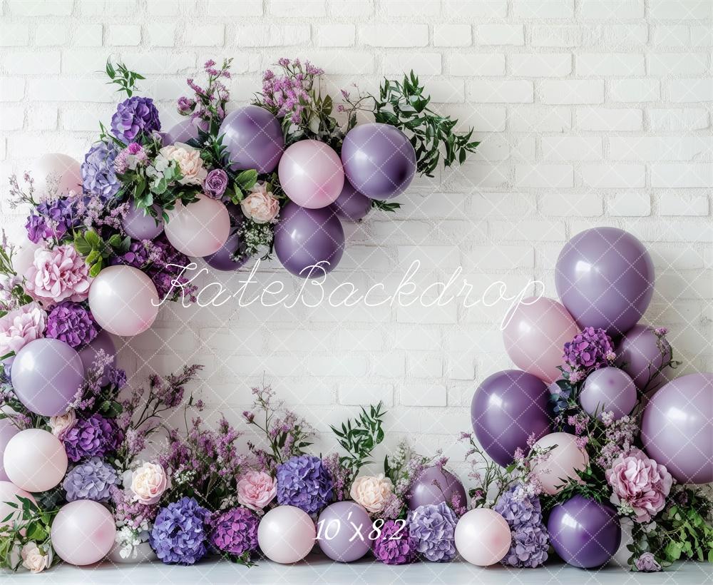 Sfondo con palloncini floreali viola progettato da Patty Roberts