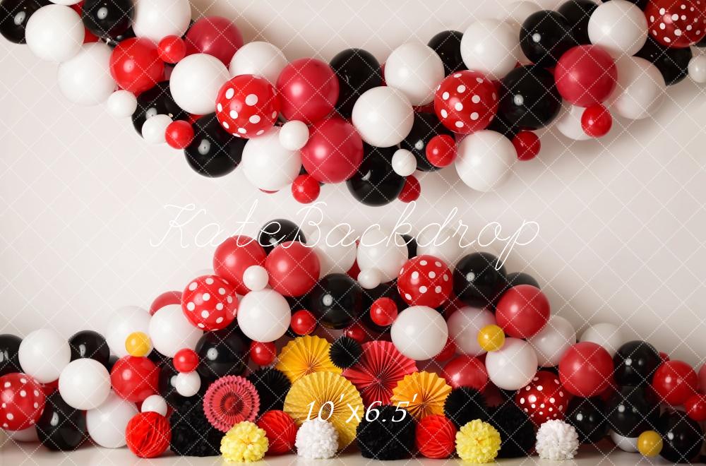 Fiesta de Pastel Rojo Negro Amarillo Con Globo Fondo Diseñado por Mandy Ringe Photography