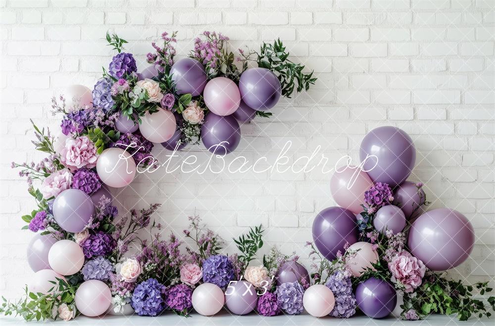 Sfondo con palloncini floreali viola progettato da Patty Roberts