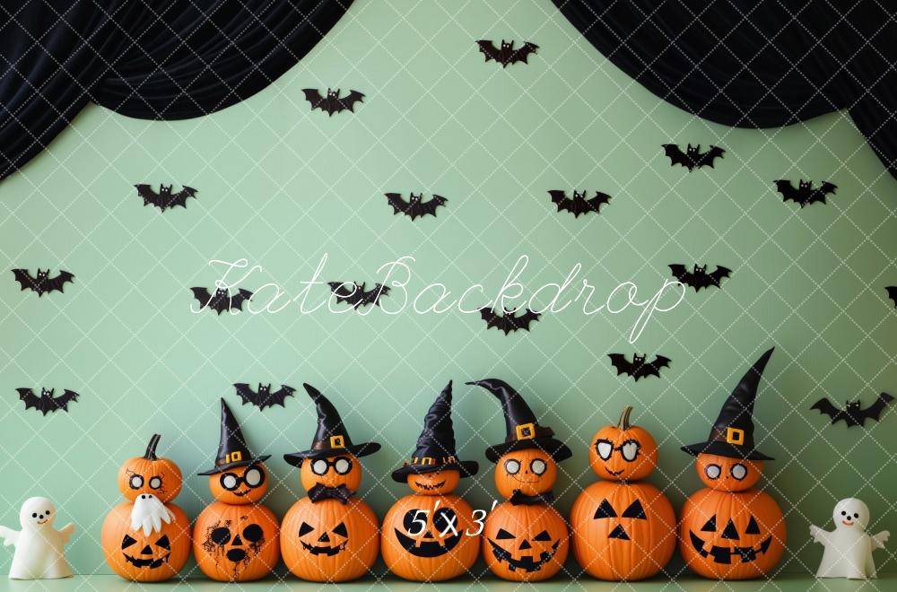 Calabazas de Halloween Murciélagos Cortinas Negras Fondo Diseñado por Patty Roberts