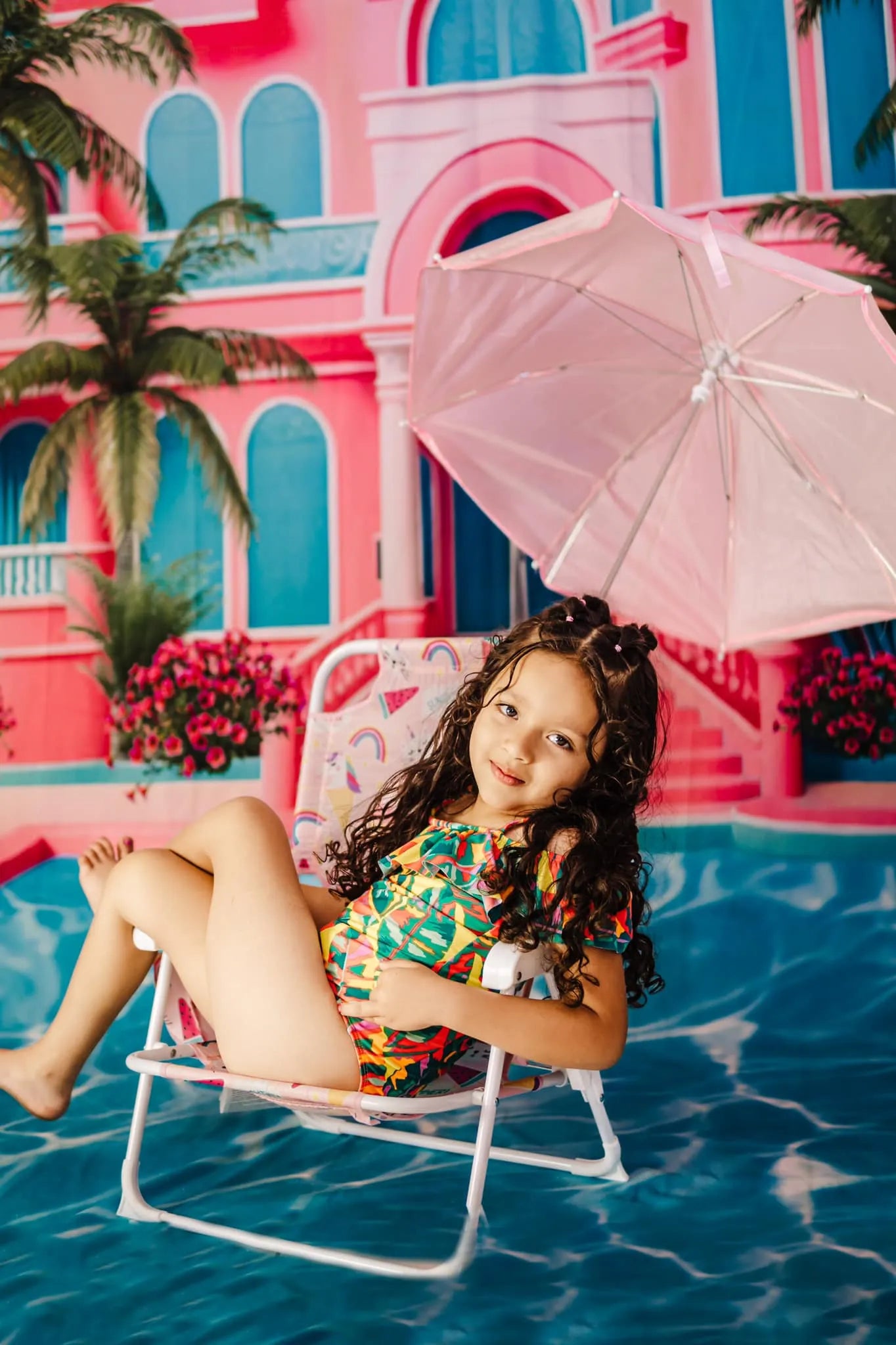 Summer Pool Party Dolly Dream Backdrop progettato da Ashley Paul