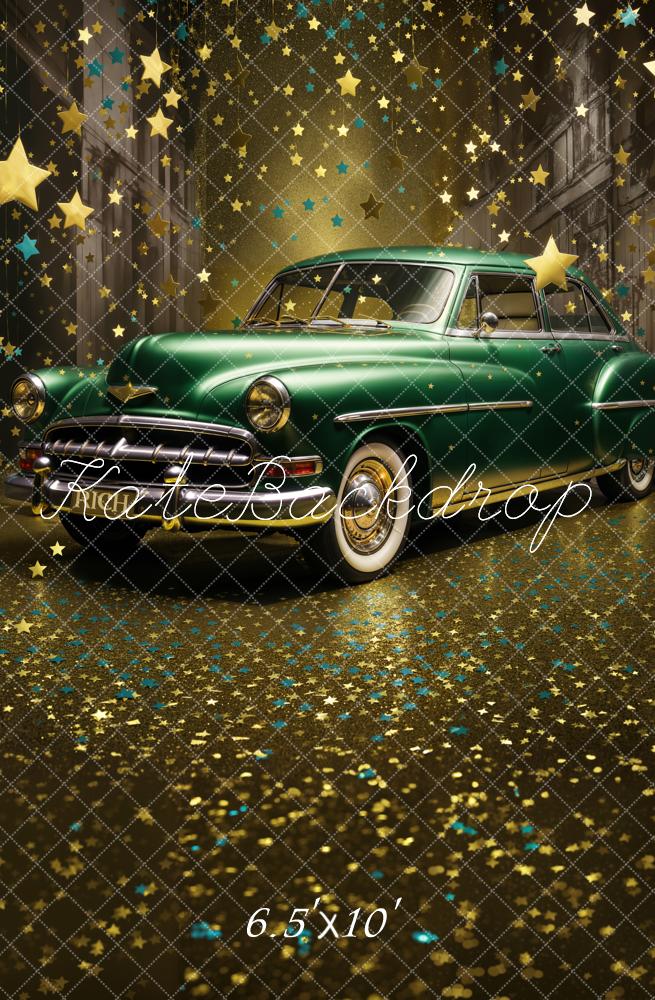 Fondo de coche verde oscuro de noche vintage con estrellas brillantes en la calle, diseñado por Chain Photography.