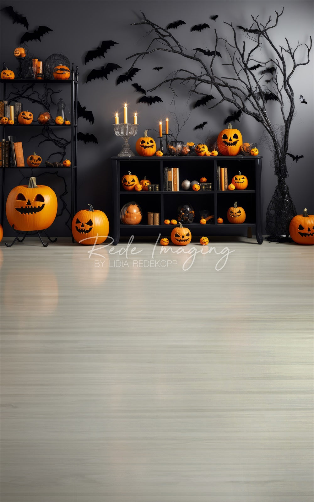 Scenografia da parete di Halloween spettrale progettata da Lidia Redekopp