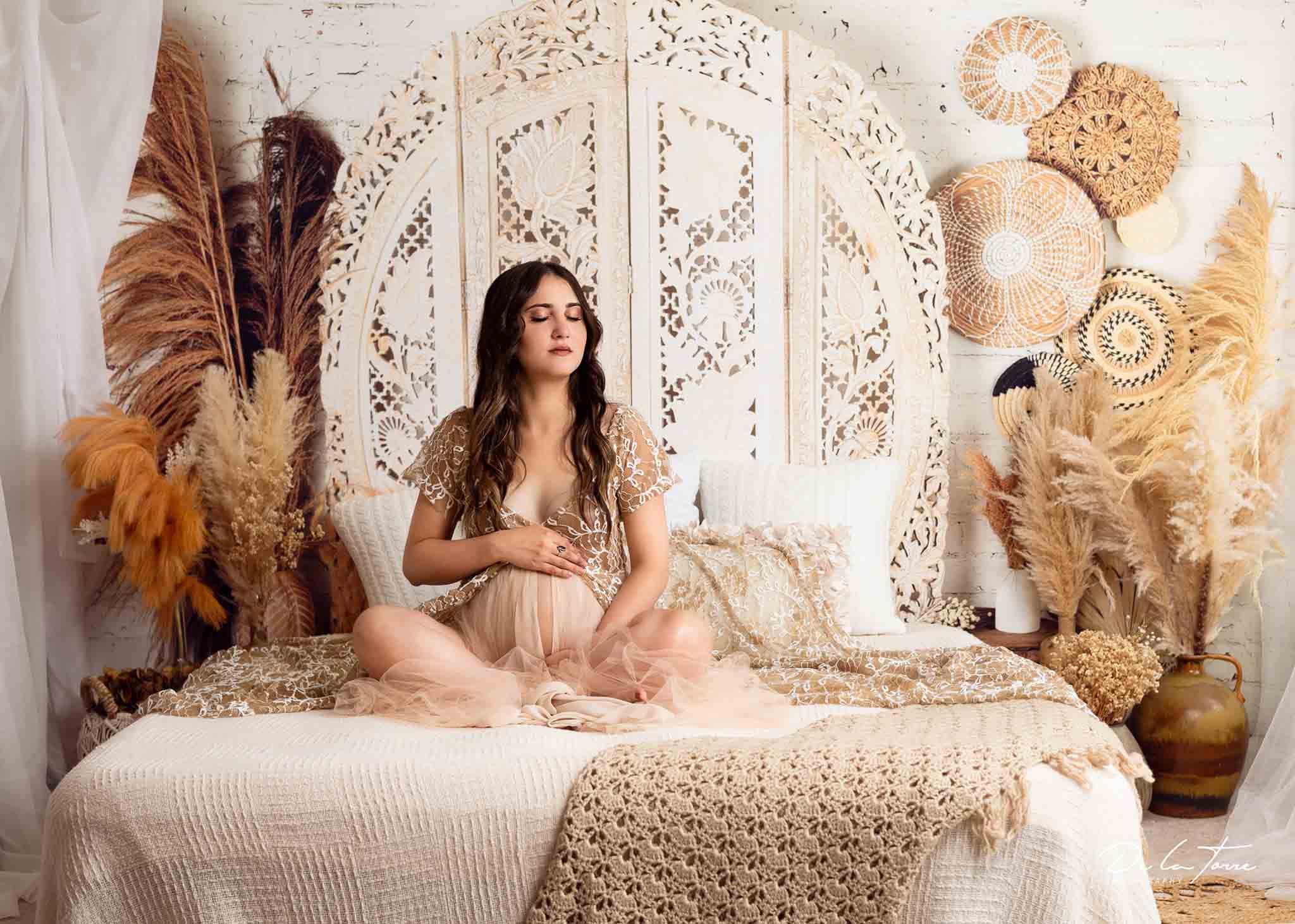 Biombo con estampado boho y fondo de hierba de las pampas diseñado por Mandy Ringe Photography