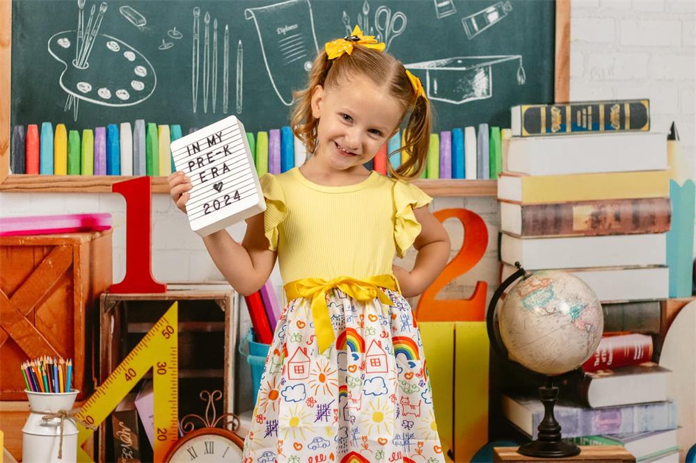 Kate Back to School Blackboard Book Backdrop for Photography