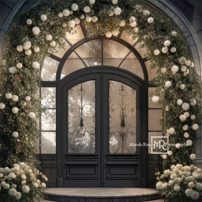 Puerta Principal con Flor de Hortensia en una Decoración Nocturna Diseñada por Mandy Ringe Fotografía