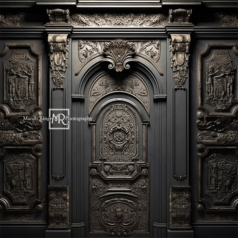 Ornate Black Wall with Door Backdrop Ontworpen door Mandy Ringe Fotografie