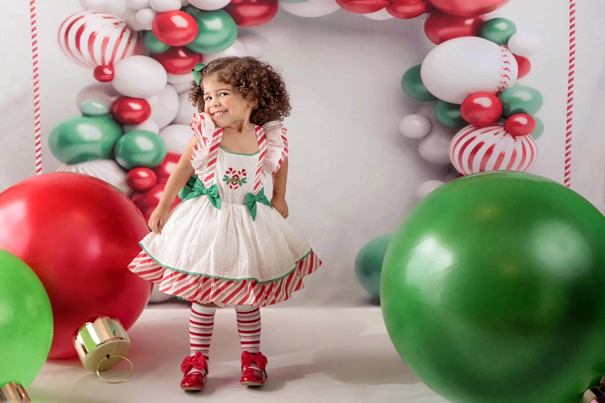 Kate Christmas Balloon Garland Backdrop Designed by Abbas Studio