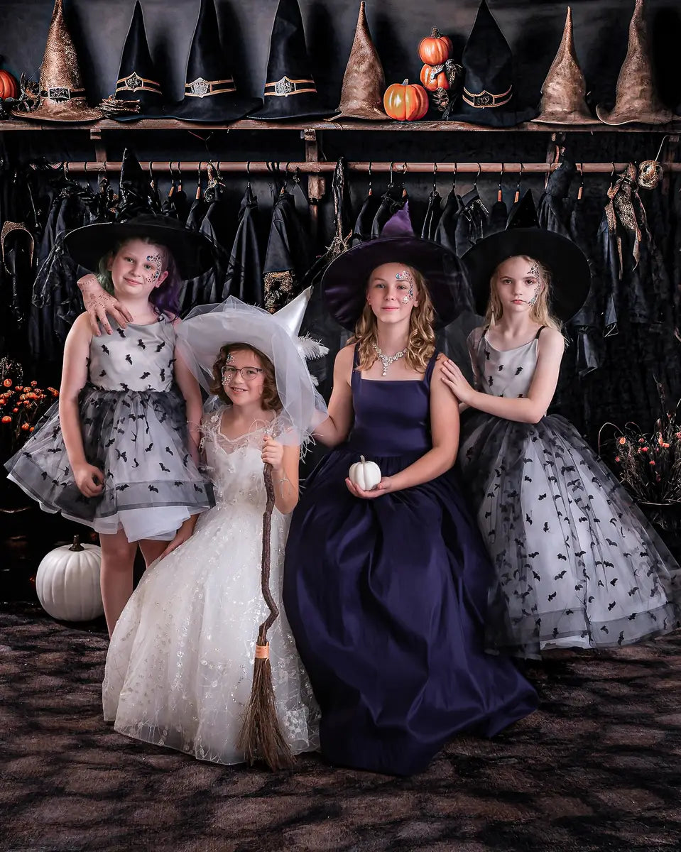 Halloween Tovenaar Zwarte Mantel Kast Achtergrond voor Fotografie