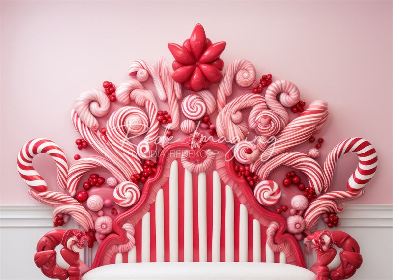 Pannello di testata a bastone di zucchero rosa e rosso progettato da Lidia Redekopp