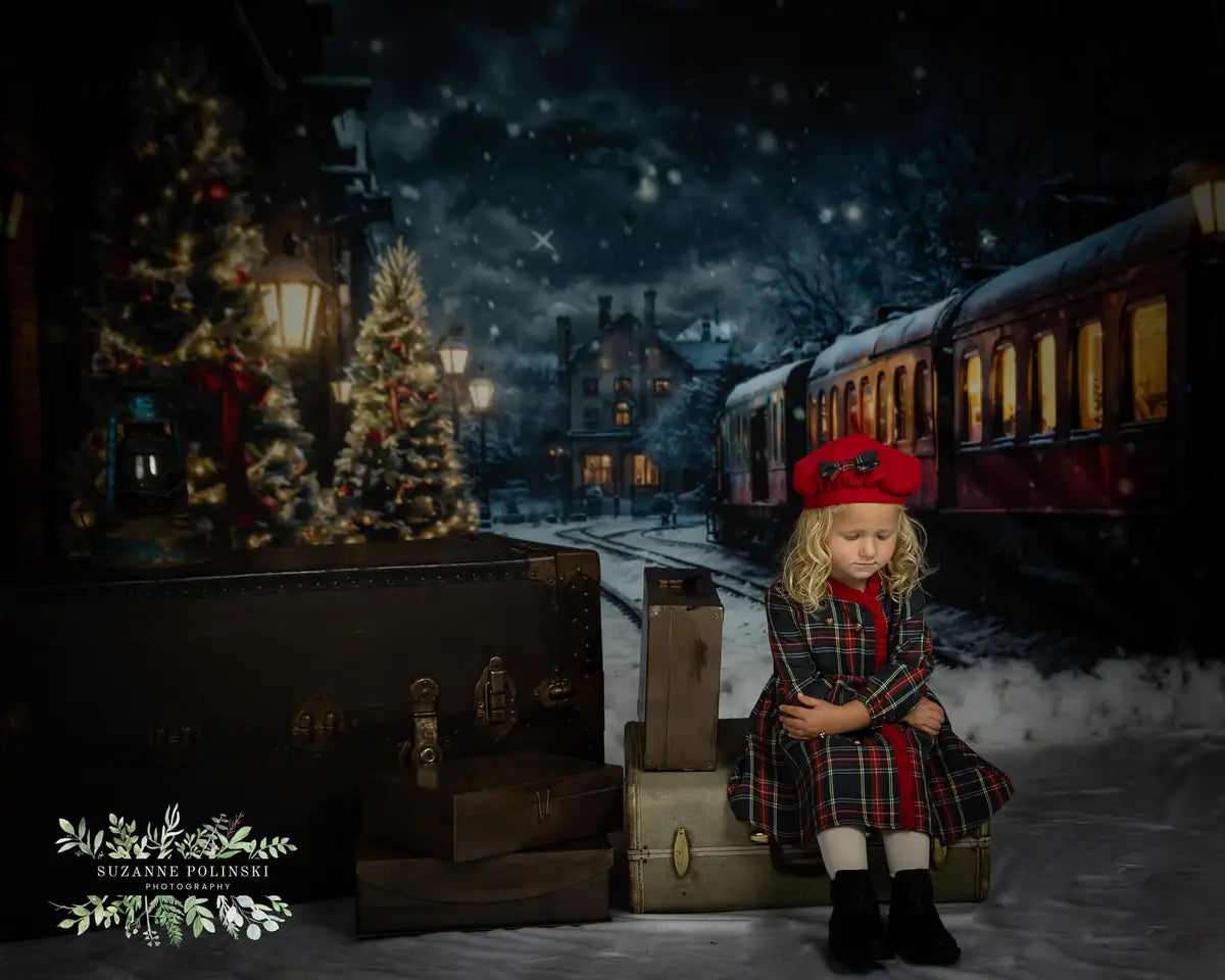 Winter Kerstboom Poolse Trein Achtergrond Ontworpen door Emetselch