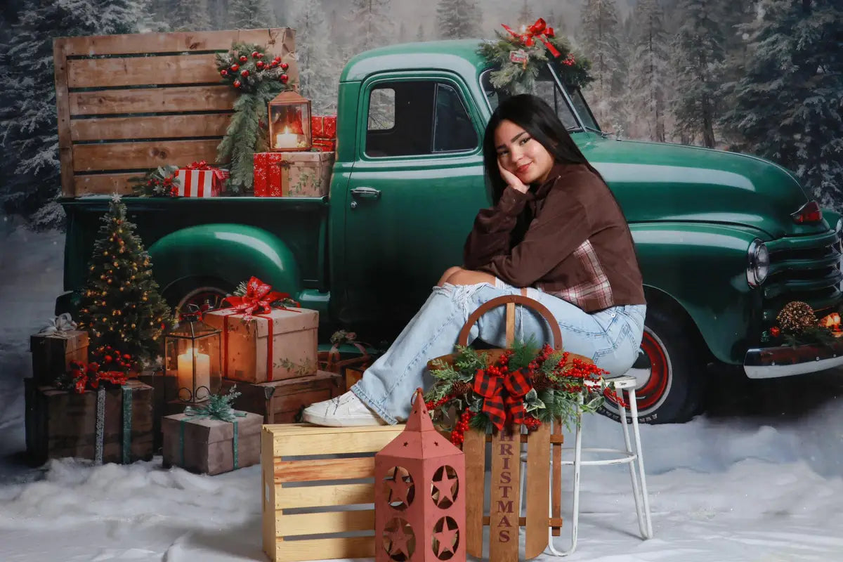 Kerstcadeau Groene Truck Foto Achtergrond Ontworpen door Emetselch