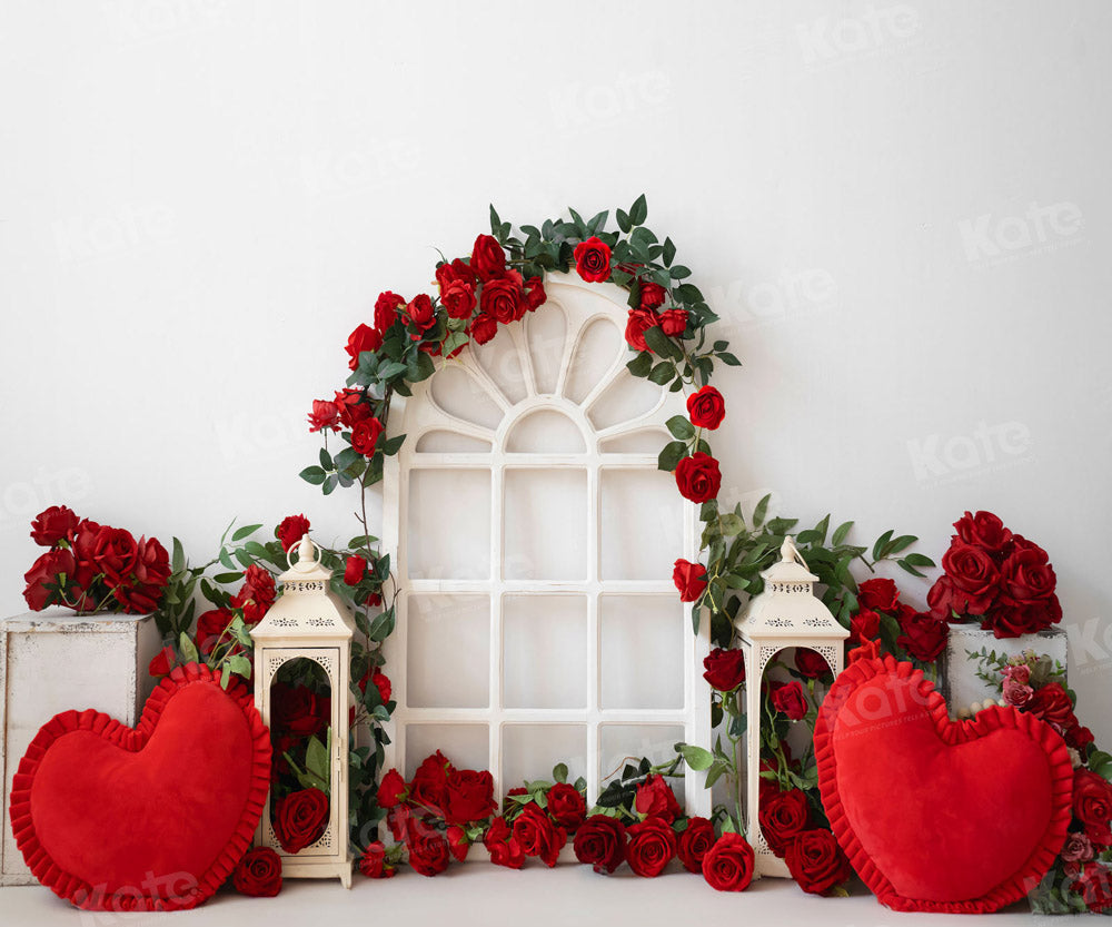 Día de San Valentín Almohada de Amor con Rosas Rojas Diseñada por Emetselch