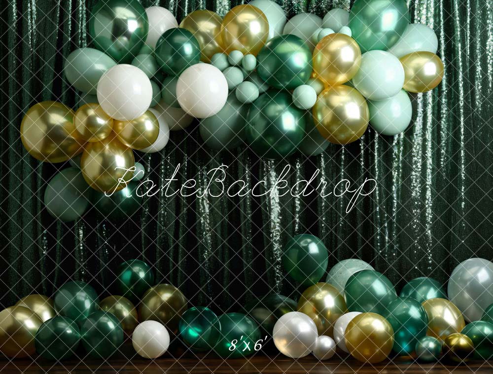 Sfondo murale con palloncini verdi progettato da Chain Photography