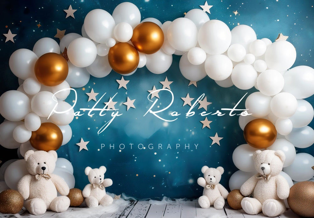 Decorazione di palloncini bianchi e sfondo con orsi progettati da Patty Robert