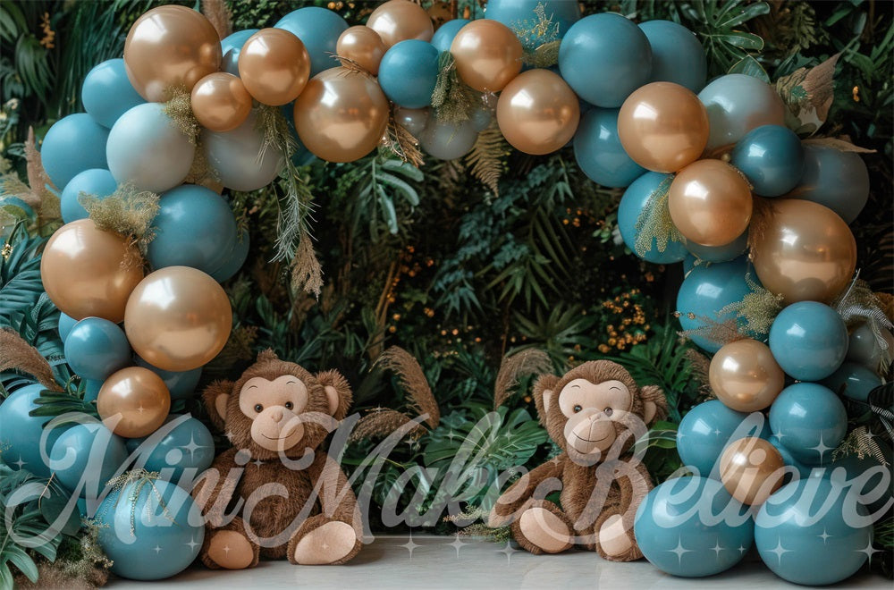 Groene en Gouden Aap Plant Ballonnenboog Foto Achtergrond Ontworpen door Mini MakeBelieve