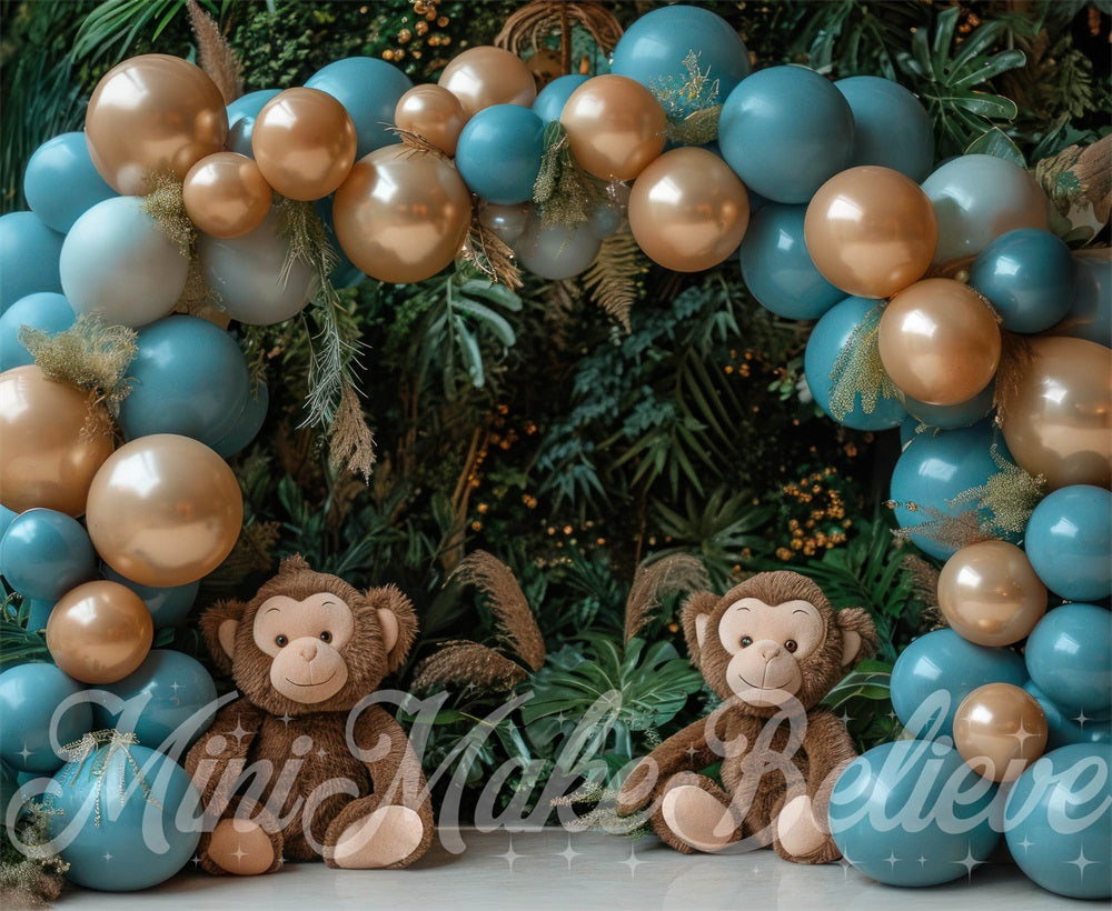 Groene en Gouden Aap Plant Ballonnenboog Foto Achtergrond Ontworpen door Mini MakeBelieve