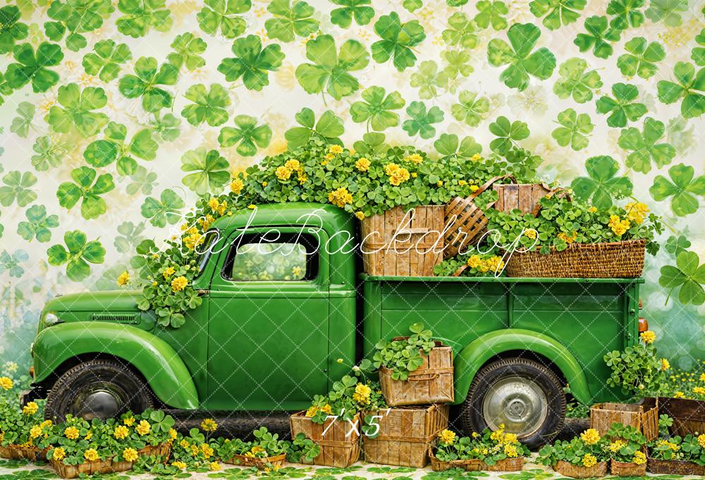 Sfondo per camion verde a forma di trifoglio per il Giorno di San Patrizio progettato da Chain Photography