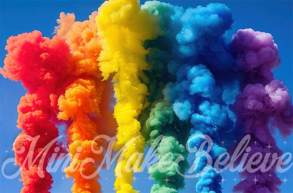 Fondo de humo Pride colorido diseñado por Mini MakeBelieve