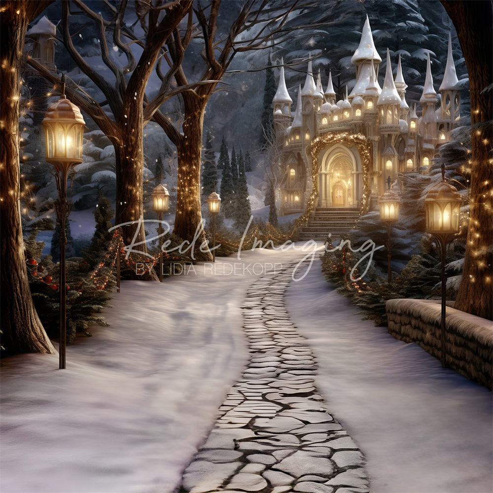 Sogno Invernale nel Bosco Incantato di un Castello Ghiacciato Bianco con Sfondo Realizzato da Lidia Redekopp