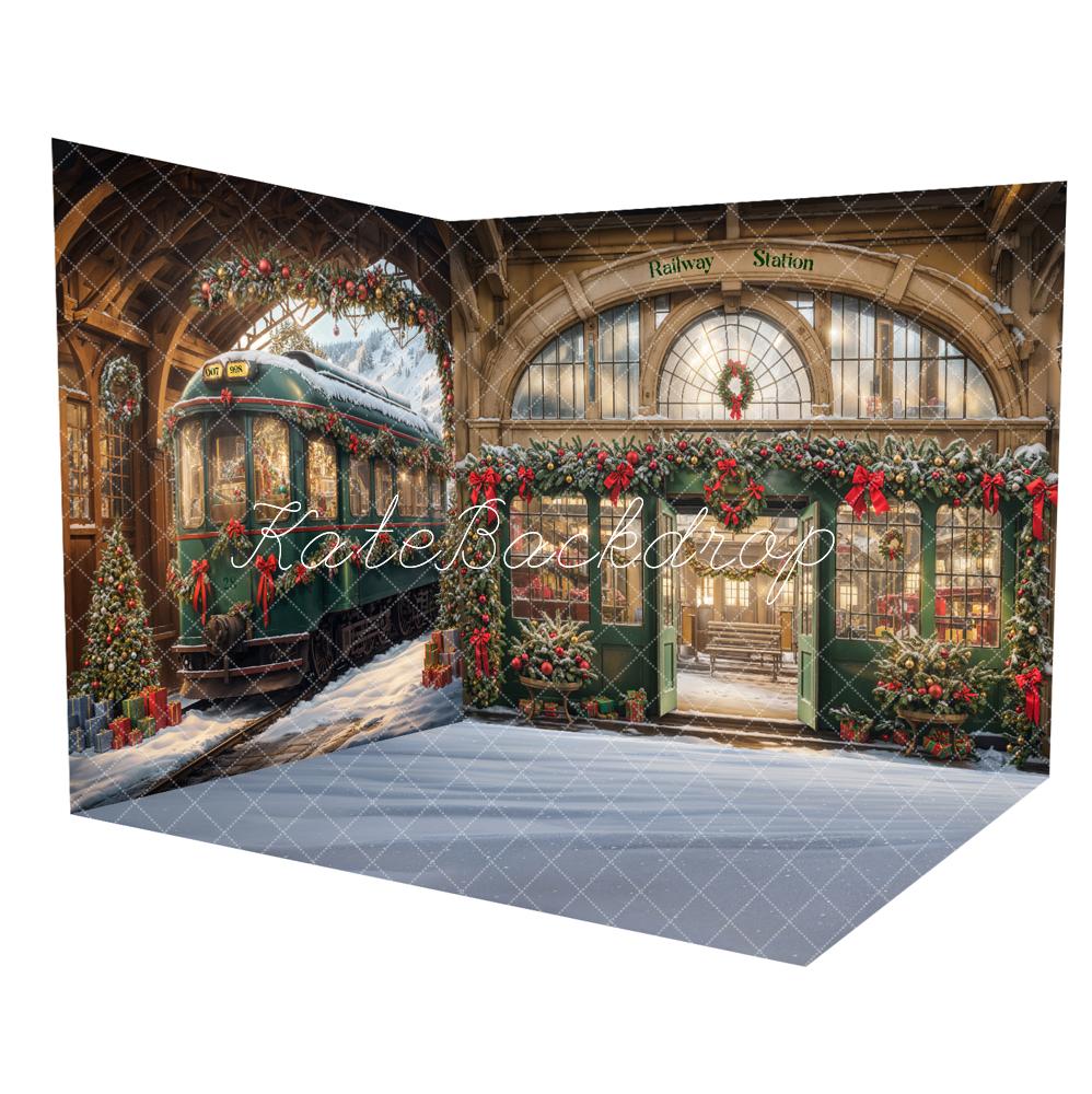 Kate Christmas Tree Arch Green Retro Train Room Set