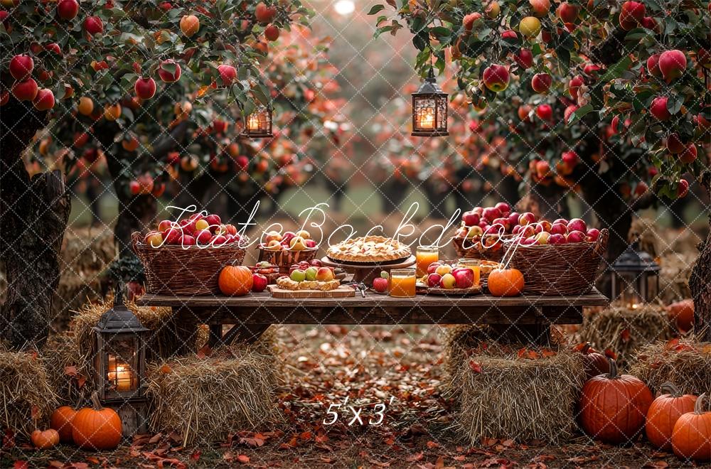 Fondo de Huerto de Manzanas de Otoño Diseñado por Mini MakeBelieve