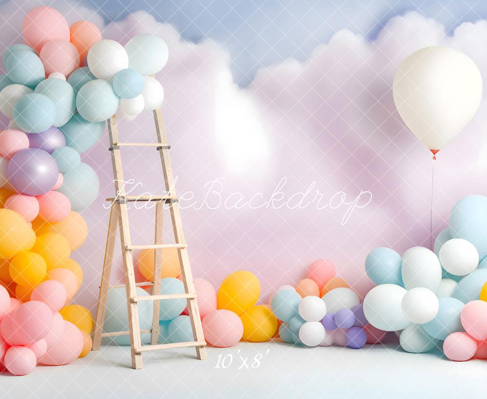 Ballonnen zomer verjaardagstaart smash wolkachtergrond ontworpen door Chain Photography