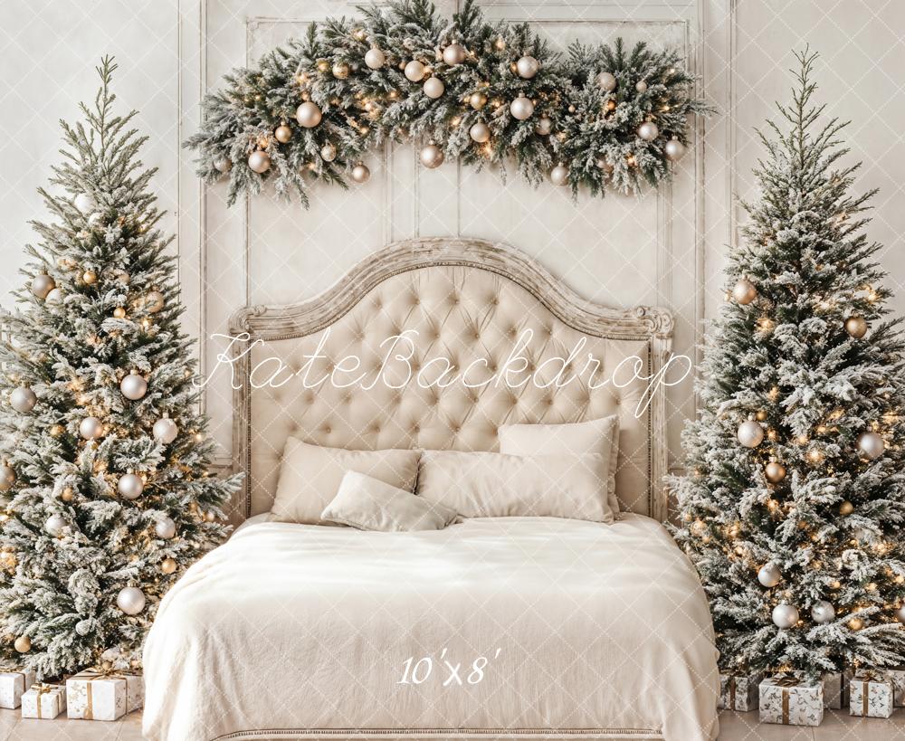 Cabecero de cama con forma de árbol de Navidad Upholstered Bedroom Backdrop Designed by Emetselch