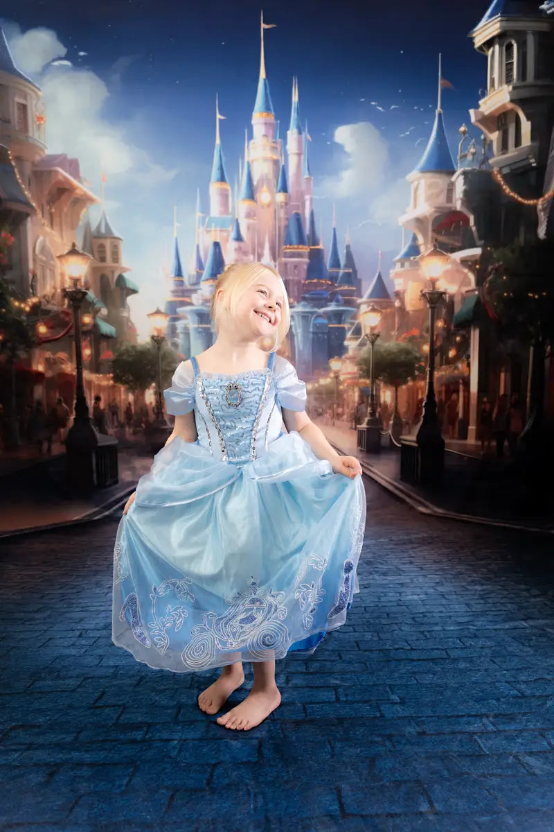 Fantasy Magic Kingdom Blue Castle Backdrop diseñado por Lidia Redekopp