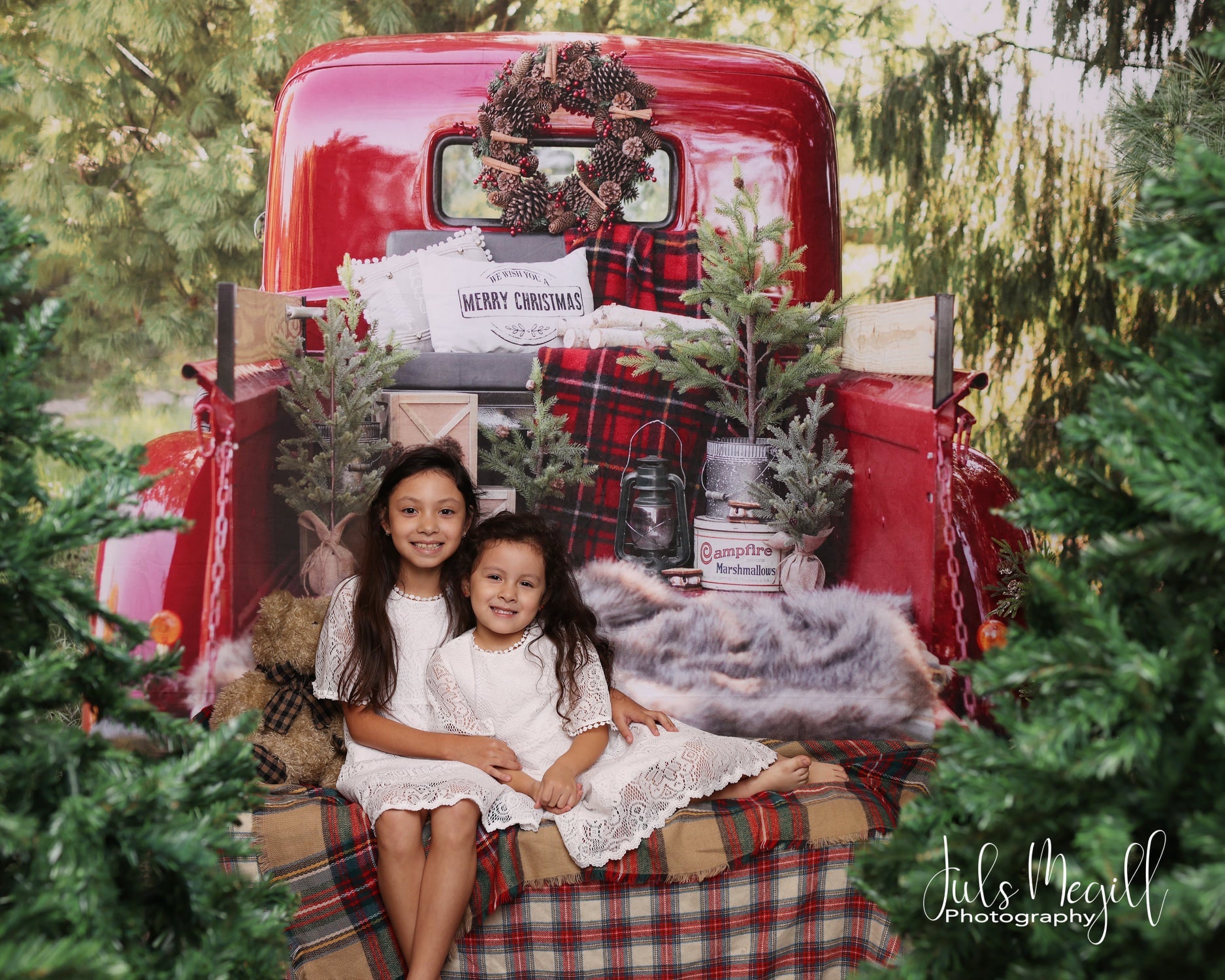 Sfondo RTS Rosso con Camion di Natale Progettato da Mandy Ringe Photography