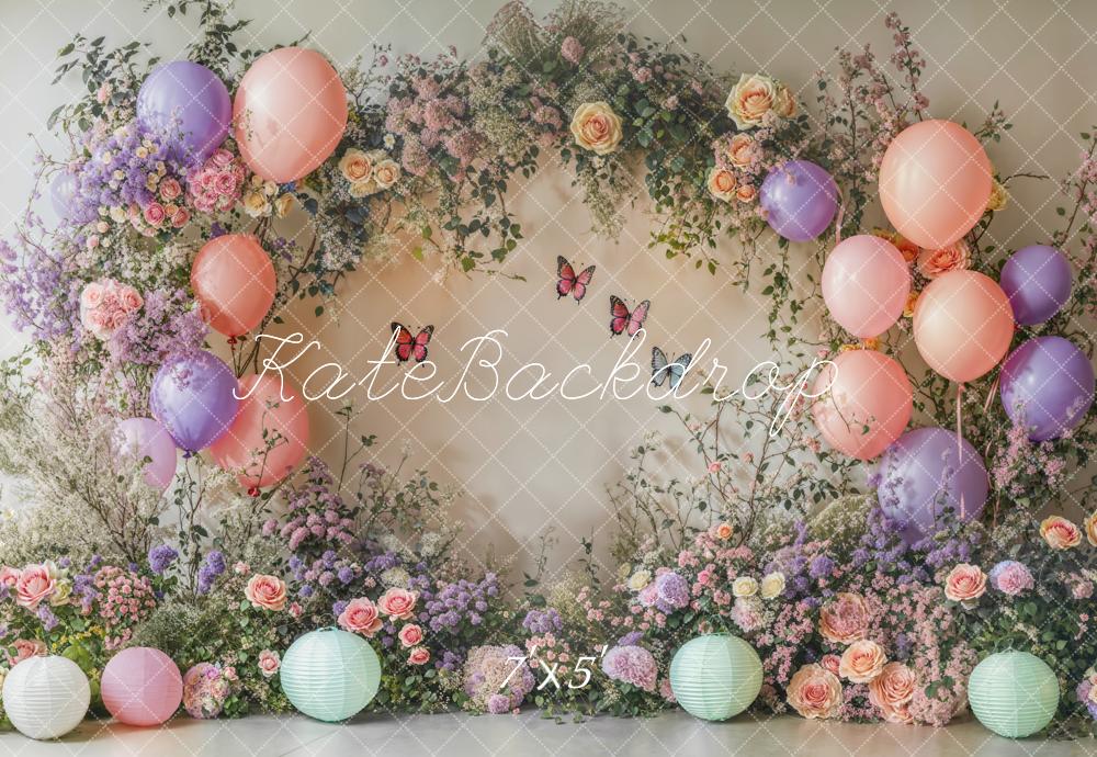 Arco de flores de primavera con globos y mariposas fondo diseñado por Emetselch