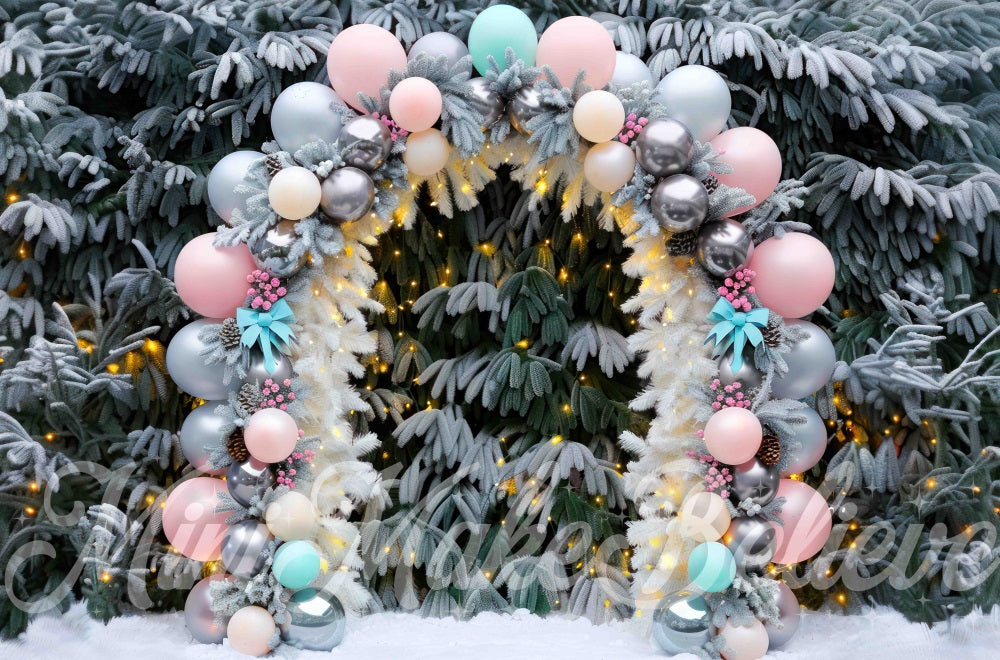 Winter Buitenbos Kerstmis Kleurrijke Ballonnenboog Foto Achtergrond Designed by Mini MakeBelieve