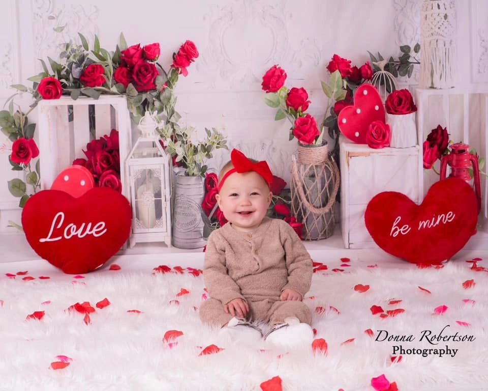 Kate Valentine's Day Backdrop White Vintage Wall for Photography