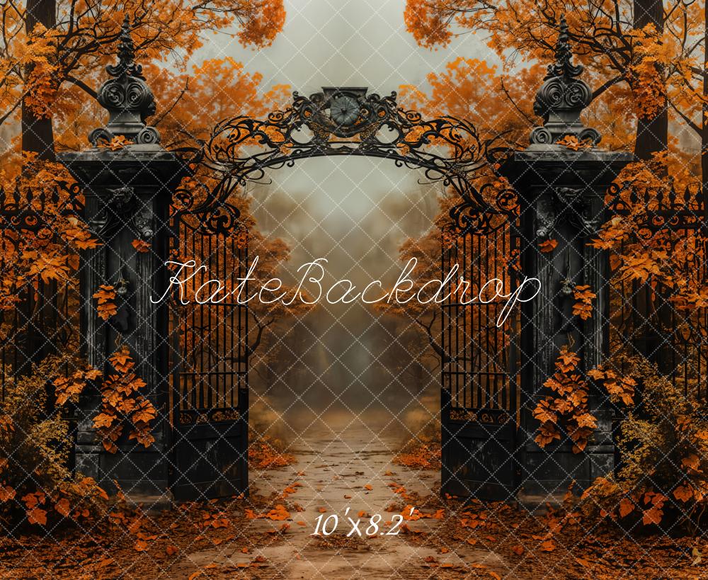 Fall Black Vintage Iron Gate Maple Tree Foto Achtergrond Designed by Emetselch