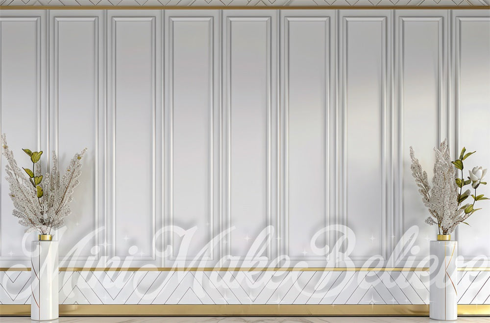 Sfondo da parete vintage bianco e oro progettato da Mini MakeBelieve